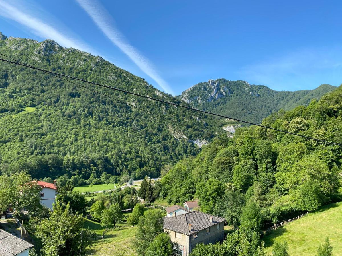 Maison d'hôtes Llar De Cosme à Caso Extérieur photo